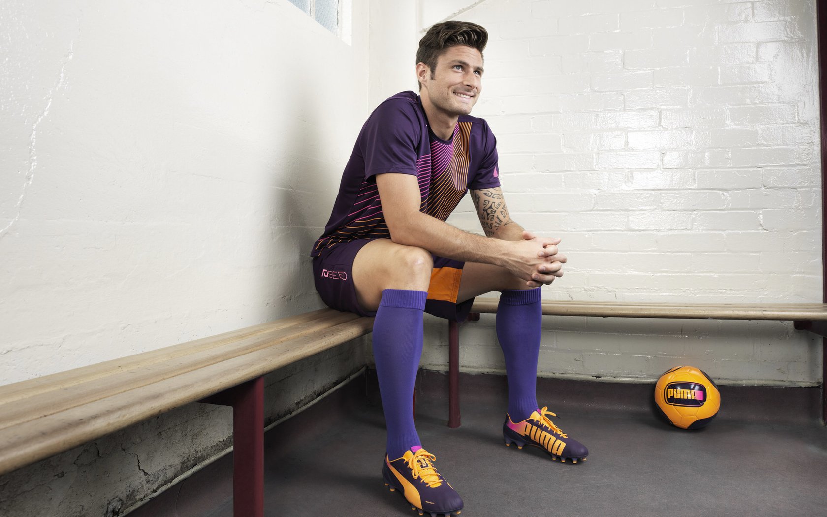 kaiyun.com-_天空漂浮、地面滑行：创新运动玩法_，天空中漂浮的城市